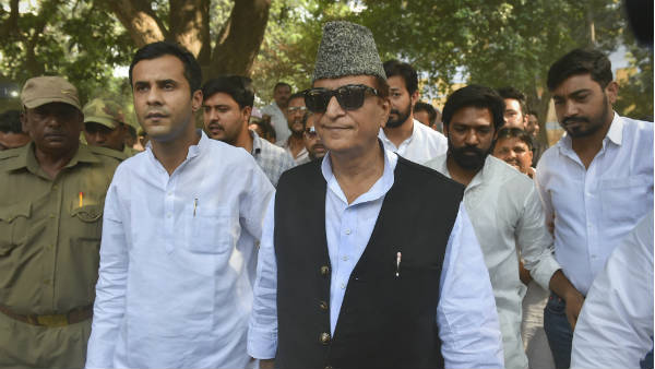 किताबें,फर्नीचर,बिजली चोरी के केस