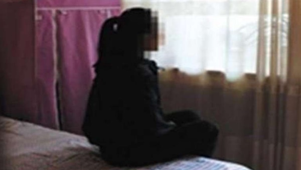 स्कूल जाते समय अपहरण कर किया गैंगरेप