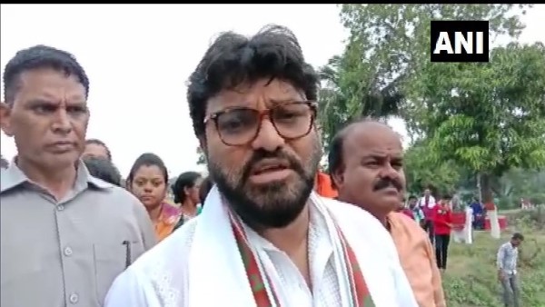 West Bengal Governor Jagdeep Dhankhar angry over gherao of babul supriyo in jadhavpur university West Bengal Governor Jagdeep Dhankhar angry over gherao of babul supriyo in jadhavpur university