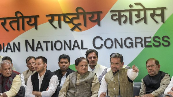 सीटों के लेकर फंसा पेंच