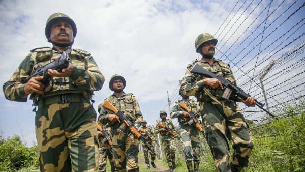 Our priority during lockdown stop infiltration of Coronavirus carriers from across border : BSF Our priority during lockdown stop infiltration of Coronavirus carriers from across border : BSF