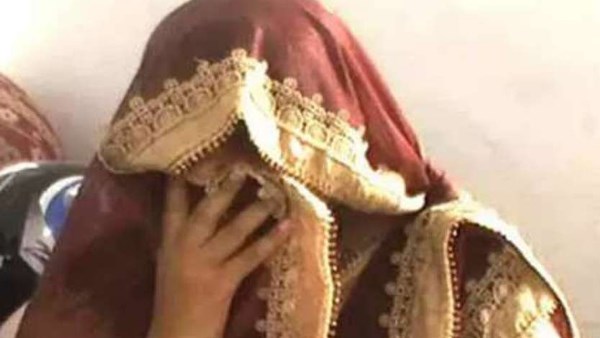 woman physically attacked by her two nephew in jaunpur woman physically attacked by her two nephew in jaunpur