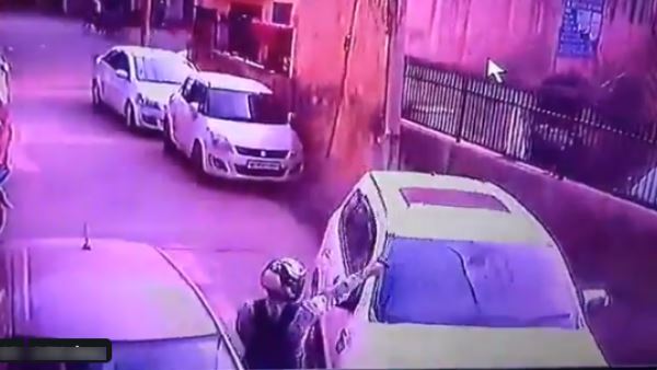 delhi property dealer shot dead outside his office in Dwarka delhi property dealer shot dead outside his office in Dwarka
