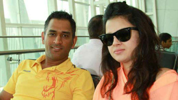 बिजली कटौती से परेशान हुईं धोनी की पत्नी साक्षी