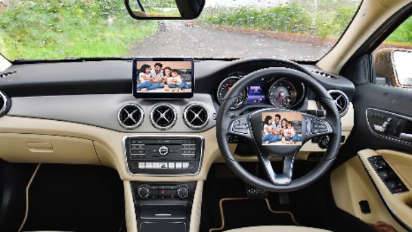 family photo on vehicle dashboard and steering is compulsory in Rajasthan family photo on vehicle dashboard and steering is compulsory in Rajasthan