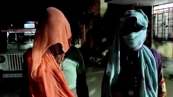रात को मां के साथ थाने पहुंची पीड़िता