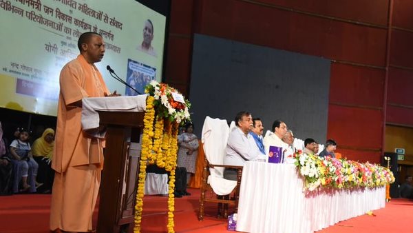 uttar pradesh cm yogi adityanath triple talaq victim hindu abandoned women uttar pradesh cm yogi adityanath triple talaq victim hindu abandoned women