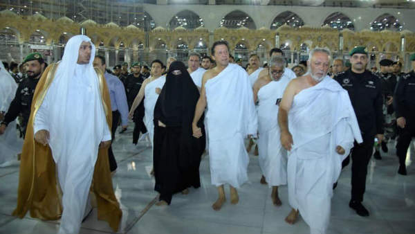 imran-khan-umrah.jpg imran-khan-umrah.jpg