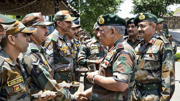 700 कश्मीरियों की हत्या!