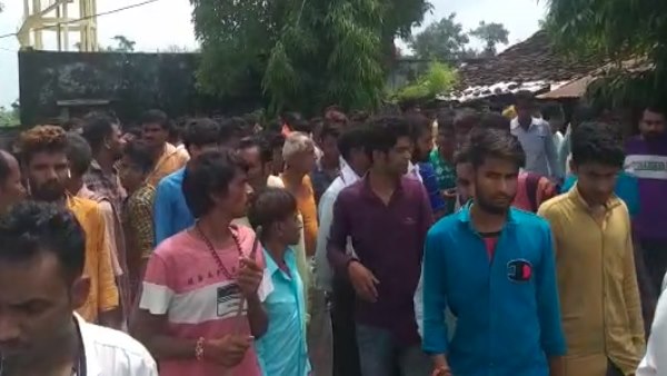 Love Couple Found Dead in delwara Village Of Banswara rajasthan Love Couple Found Dead in delwara Village Of Banswara rajasthan