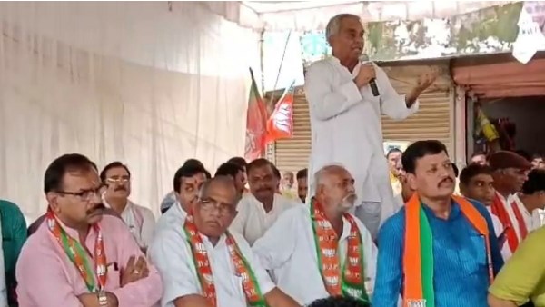 Madhya Pradesh leader Badrilal Yadav Says Sapera to CM CM Kamal Nath Madhya Pradesh leader Badrilal Yadav Says Sapera to CM CM Kamal Nath
