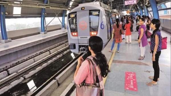 A 26 year old woman committed suicide, jumping before a metro at Model Town Metro Station A 26 year old woman committed suicide, jumping before a metro at Model Town Metro Station