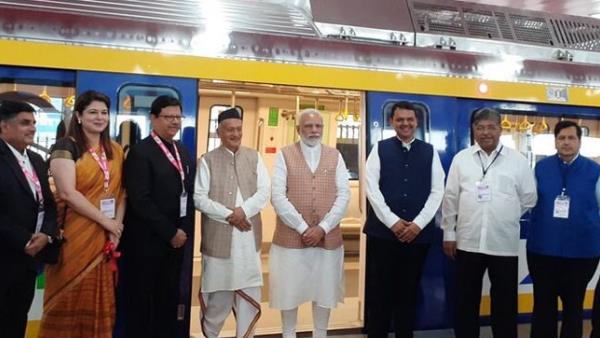 PM naredra modi Inaugurates Mumbai Metros 1st Coach Built Under Make In India PM naredra modi Inaugurates Mumbai Metros 1st Coach Built Under Make In India
