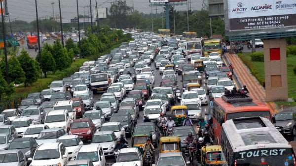 ट्रैफिक समस्या से थोड़ी राहत