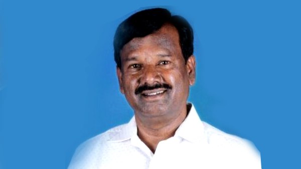 Dalit MP did not get entry in OBC village of Karnataka,local say he is untouchable Dalit MP did not get entry in OBC village of Karnataka,local say he is untouchable