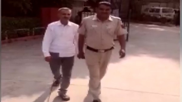 एजेंट और 10 कस्टमर्स की तलाश