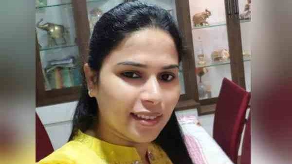 cbi files murder case against ex mla pooja pal cbi files murder case against ex mla pooja pal