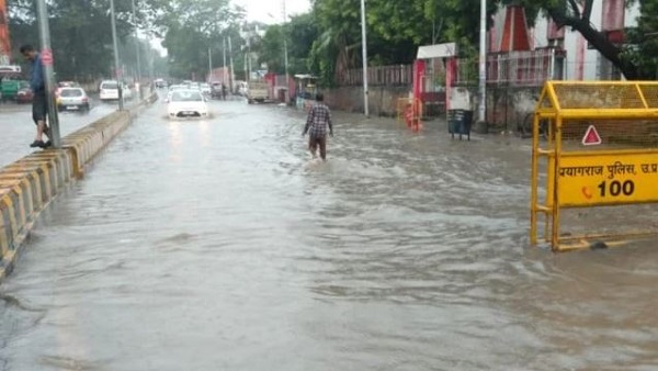 25 people died due to heavy rainfall in uttar pradesh 25 people died due to heavy rainfall in uttar pradesh