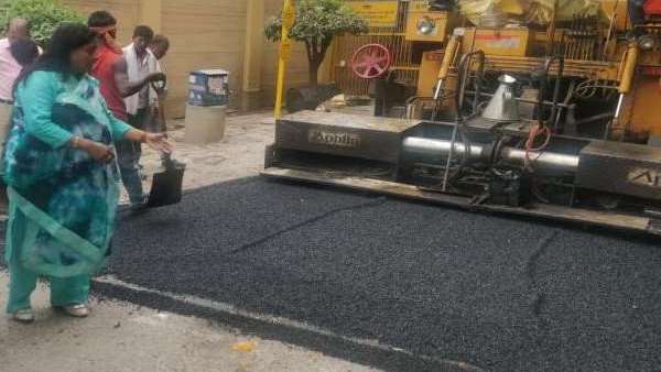 ghaziabad 230 meter road built 350kg vest plastic in kavinagar mayor inaugurate ghaziabad 230 meter road built 350kg vest plastic in kavinagar mayor inaugurate