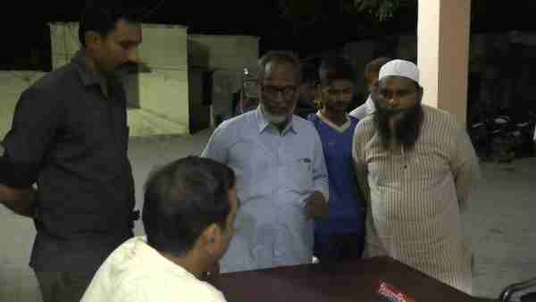 Gujarat Police arrested Shahid Badra, the former President of SIMI Gujarat Police arrested Shahid Badra, the former President of SIMI