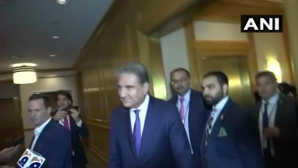 pakistan Foreign Minister Shah Mehmood Qureshi arrives late for the SAARC meet pakistan Foreign Minister Shah Mehmood Qureshi arrives late for the SAARC meet