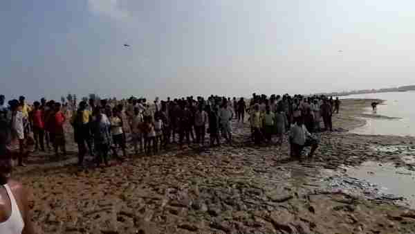 Seven young men drowned in yamuna three body recovered Seven young men drowned in yamuna three body recovered