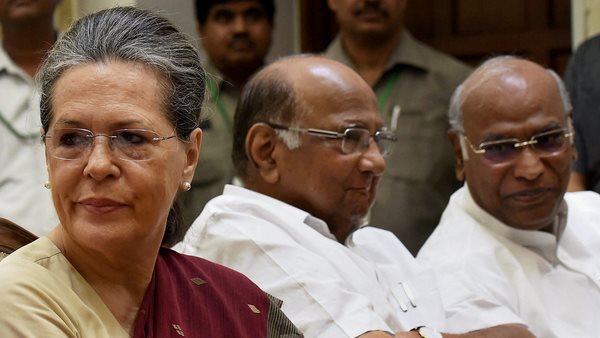 2014 चुनाव में अकेले लड़े थे कांग्रेस-NCP
