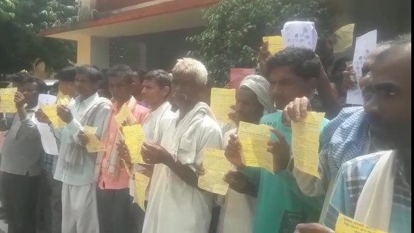 In this UP village electricity bill comes without electricity service In this UP village electricity bill comes without electricity service