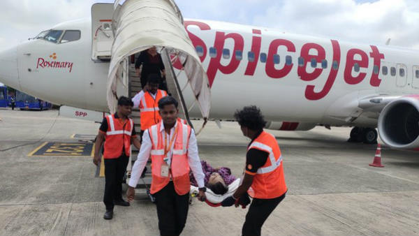 SpiceJet,Bhubaneswar,medical emergency,Chennai,Kolkata भुवनेश्वर, मेडिकल, इमरजेंसी,चेन्नई,कोलकाता SpiceJet,Bhubaneswar,medical emergency,Chennai,Kolkata भुवनेश्वर, मेडिकल, इमरजेंसी,चेन्नई,कोलकाता