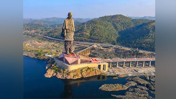 अहमदाबाद से 200 किमी है इसकी दूरी