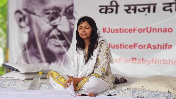 नवीन जयहिंद से हुई है स्वाति मालीवाल की शादी
