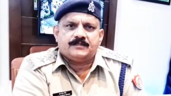 पति ने तीन बार तलाक कहकर छोड़ दिया