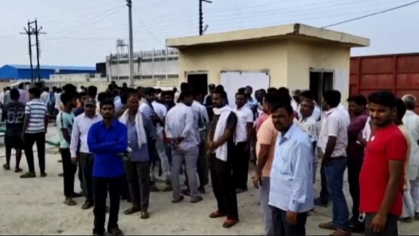 2-laborers-die-water-tank-explosion-in-sunmica-factory-Hardoi 2-laborers-die-water-tank-explosion-in-sunmica-factory-Hardoi