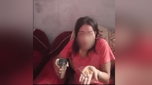 after death of brother, Sister wants to End her life at bareilly after death of brother, Sister wants to End her life at bareilly