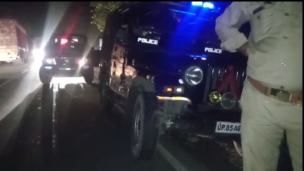 यूपी पुलिस पोस्टमार्टम रिपोर्ट नहीं दे रही