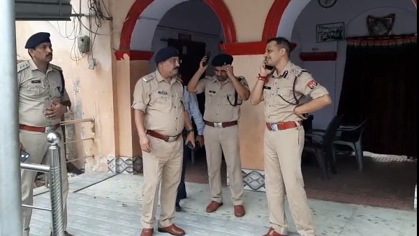Mathura police arrested 212 criminal in 24 hrs Mathura police arrested 212 criminal in 24 hrs