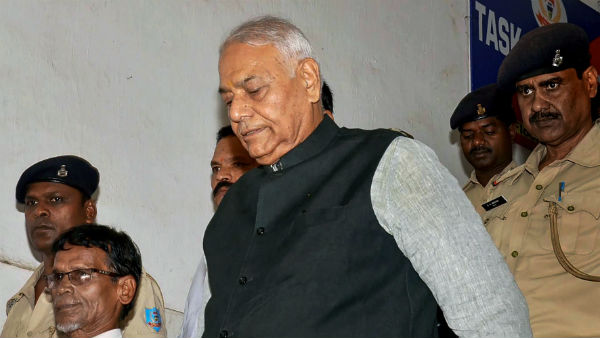 सिन्हा के जाने से भंग होती शांति