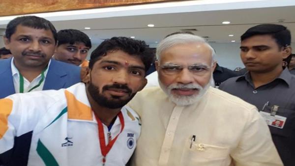 yogeshwar dutt wrestler likely to join bjp,meet Haryana Party Chief Subhash Barala yogeshwar dutt wrestler likely to join bjp,meet Haryana Party Chief Subhash Barala
