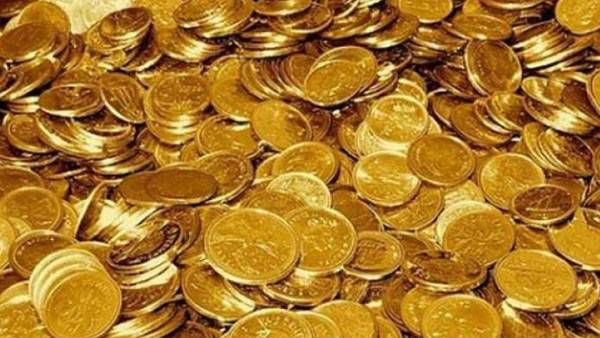 3 लाख सोने के सिक्के