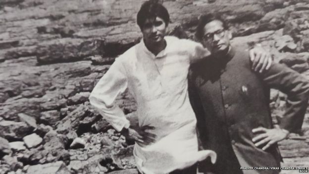 अमिताभ बच्चान अपने पिता हरिवंश राय बच्चन के साथ अमिताभ बच्चान अपने पिता हरिवंश राय बच्चन के साथ