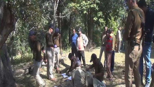 तीनों नेपाल के रहने वाले थे