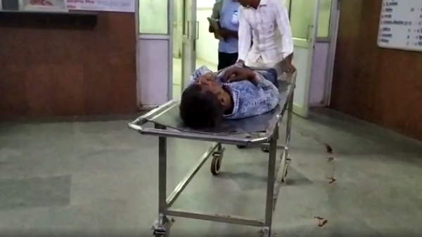Sonbhadra road accident two people died and four injured Sonbhadra road accident two people died and four injured