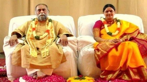 एलआईसी के क्लर्क