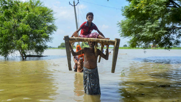 भारी बारिश के कारण कर्नाटक भी तंग