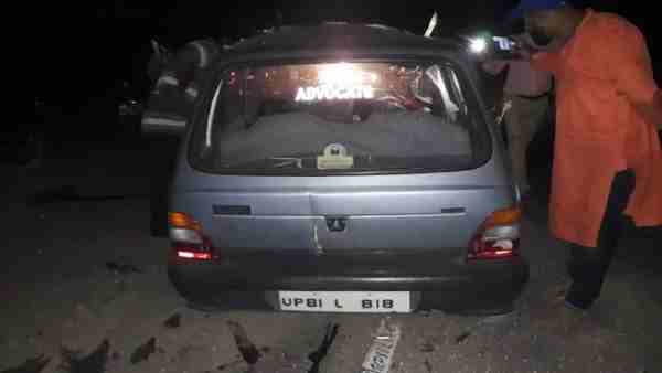 Four people died in the accident on Agra-Hathras road Four people died in the accident on Agra-Hathras road