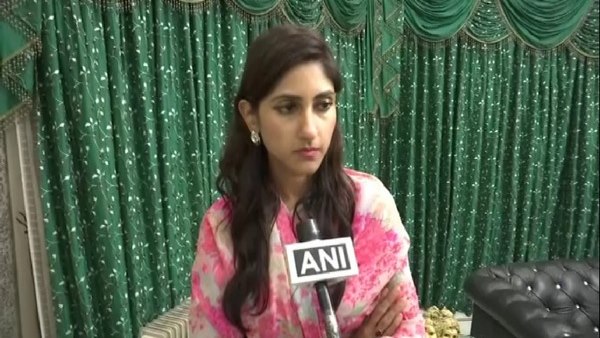 Congress issues show cause notice to party MLA Aditi Singh for attending special session of UP Assembly Congress issues show cause notice to party MLA Aditi Singh for attending special session of UP Assembly