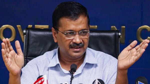 Kejriwal made Punjab-Haryana responsible for pollution in Delhi Kejriwal made Punjab-Haryana responsible for pollution in Delhi