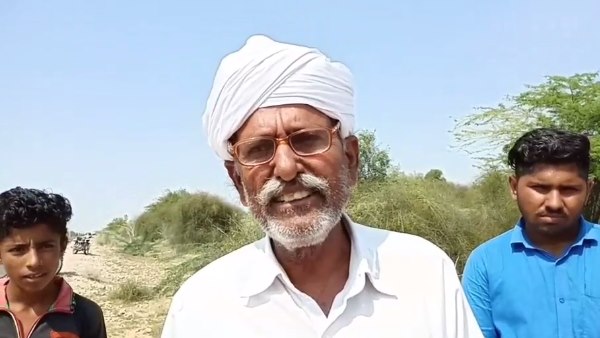 दो-दो फीट पानी हुआ जमा