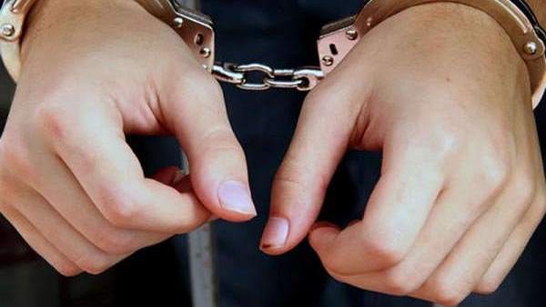 38 डॉलर का लगा जुर्माना