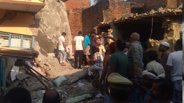 cylinder blast in mau many died and injured cylinder blast in mau many died and injured